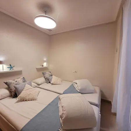 Homely Bergantin Apartment Torrevieja